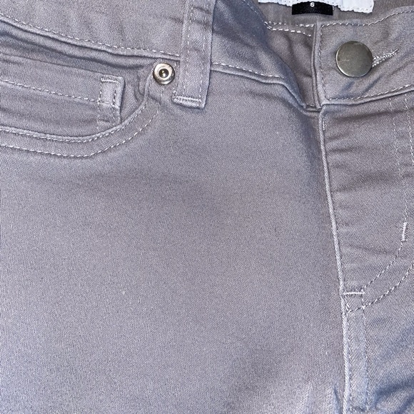 Lite Grey side 8 skinny jeans/jiggings. - Picture 3 of 4
